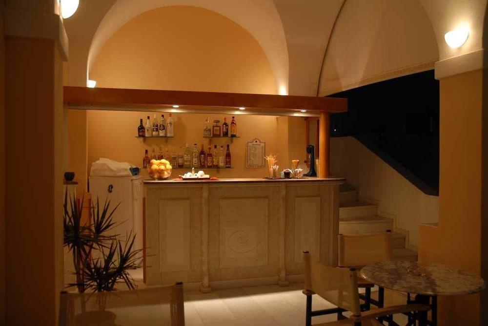 Santellini Hotel Kamári Zewnętrze zdjęcie